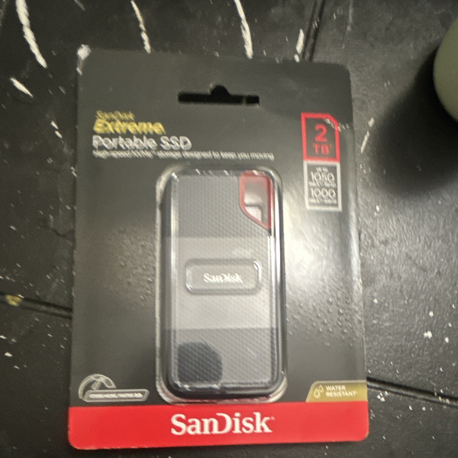 SanDisk Extreme Portable SSD 2TB 1050MB/s Water Resistant External SSD