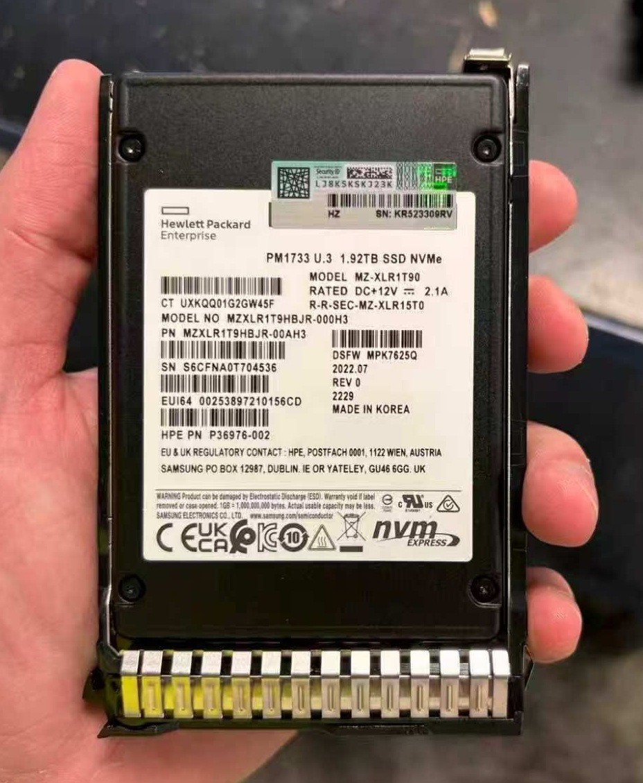 Samsung PM1733 1.92TB HPE SSD U.3 PCIE 4.0x4 NVME MZ-XLR1T90 MZXLR1T9HBJR-000H3