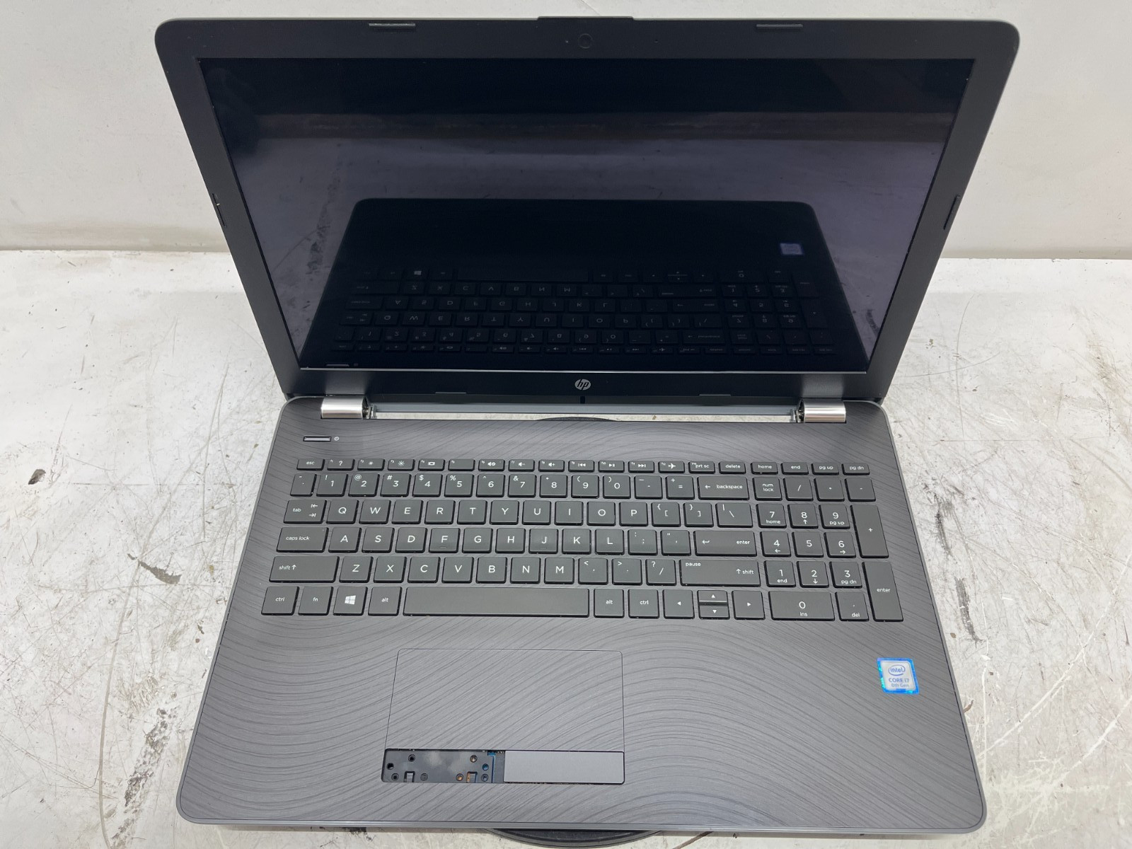 HP 15-BS192OD Intel i7-8550U 1.8GHz 8 GB NO HDD No Batt