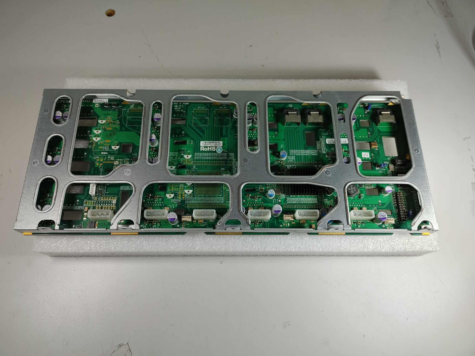 Supermicro BPN-SAS2-846EL1 4U 24-Bay SAS-2 6Gbps Expander Backplane 55.14.18.01