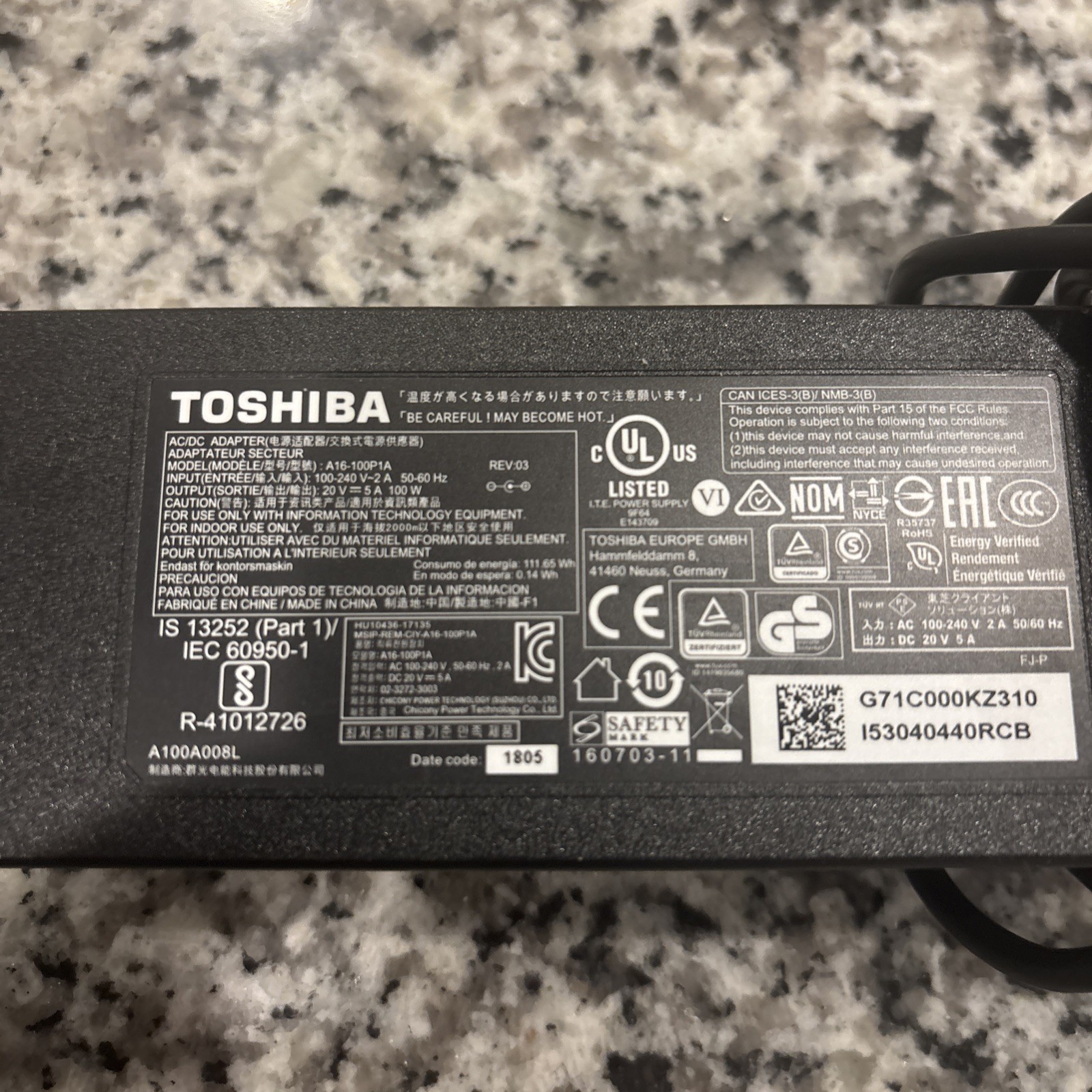 Genuine Tohsiba A16-100P1A AC Power Supply Adapter 20V 5A 100W Yellow Tip
