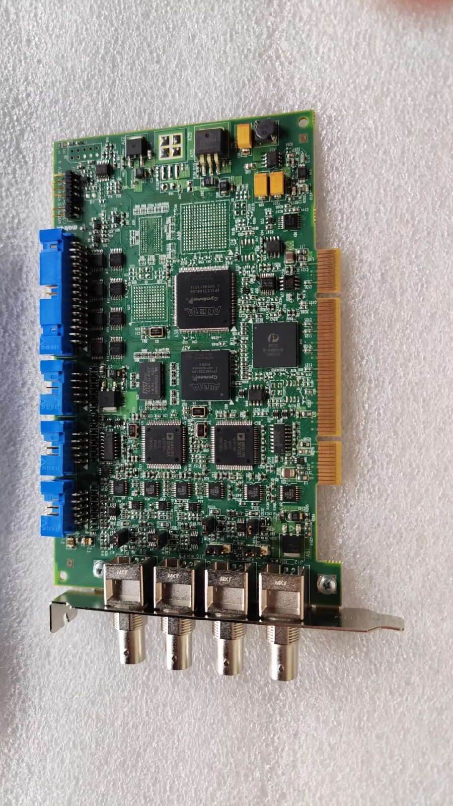 MATROX Y7142-03 MOR/2VD/84 acquisition card
