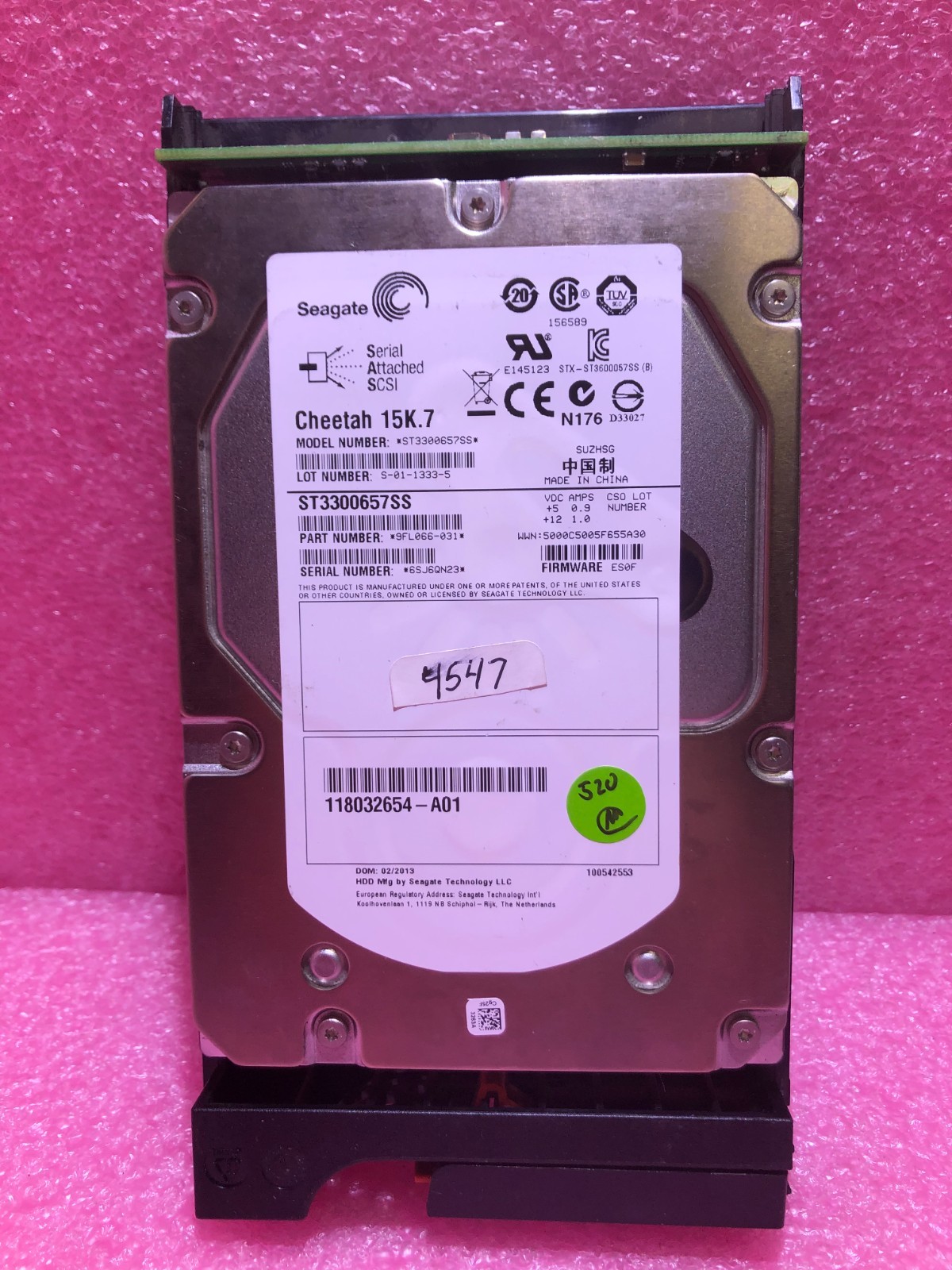 Strong-IT EMC  118032654-A01  300GB SAS 15K 6G 3.5" HDD