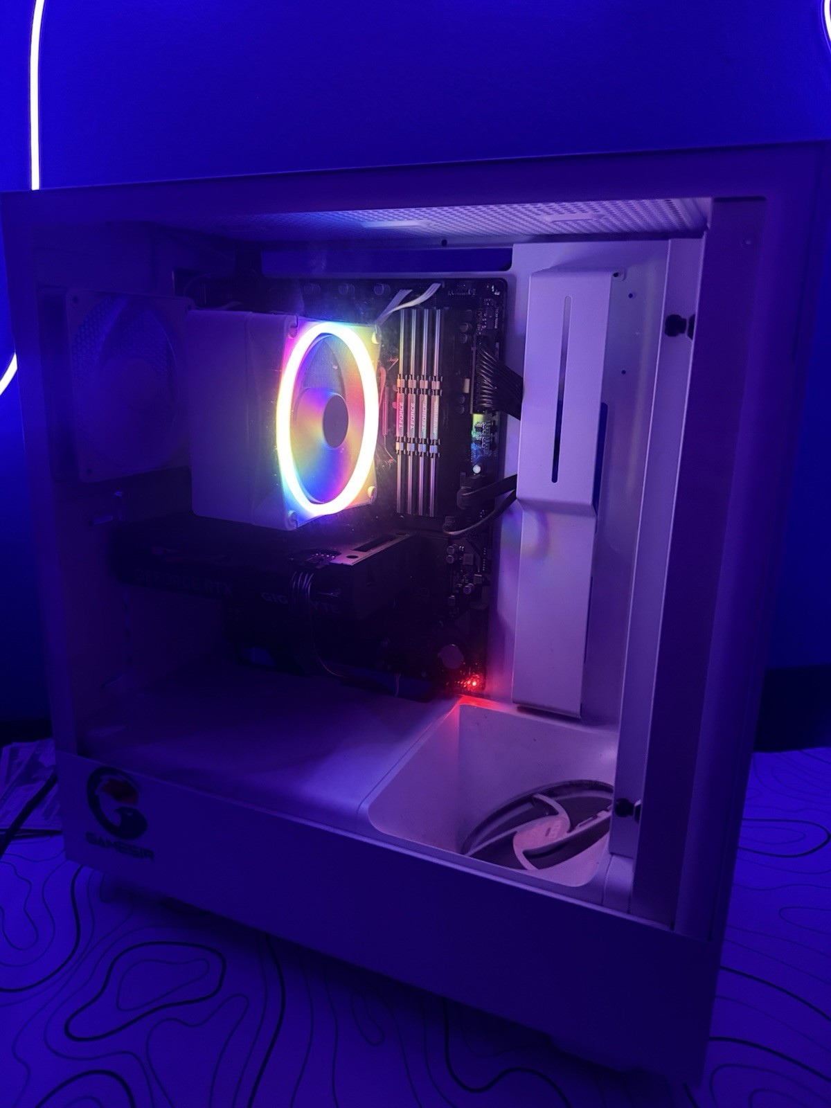 NZXT BLD White Gaming Desktop Tower w/ NVIDIA GeForce RTX, RGB, HDMI/DP