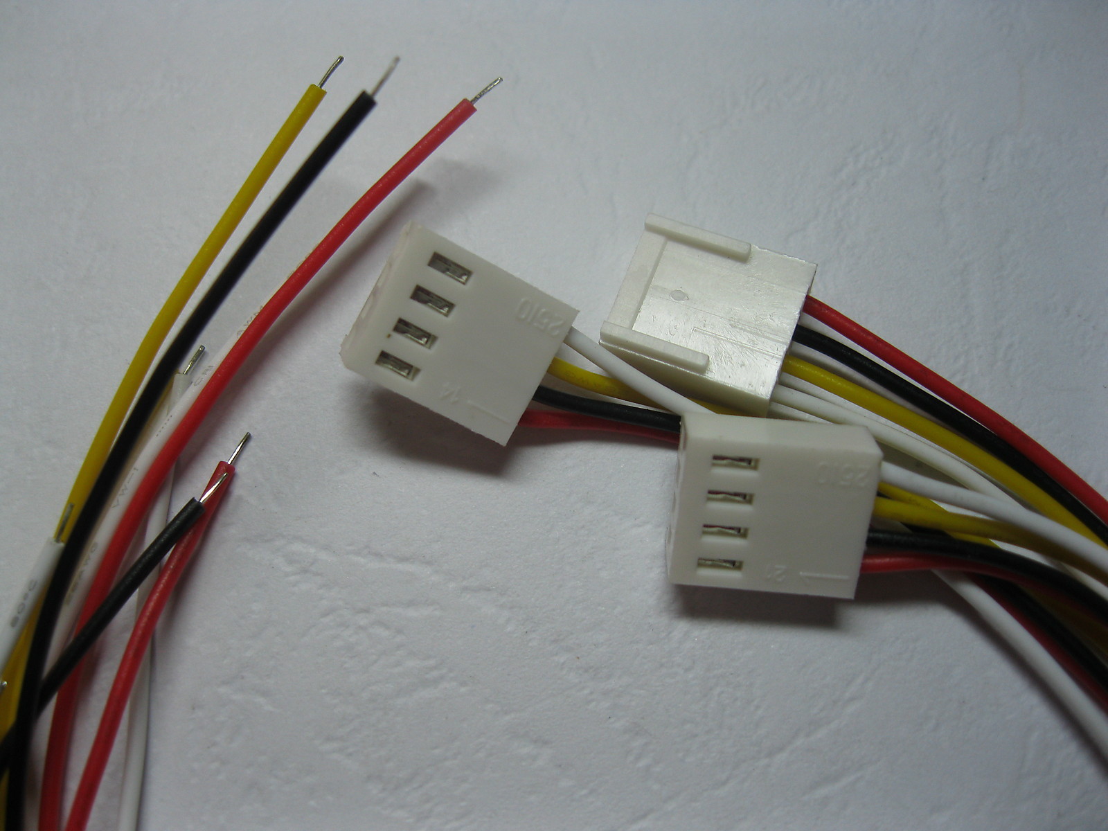 200 pcs 2510 Pitch 2.54mm 4 Pin Female Connector with 26AWG 30cm Leads Cable