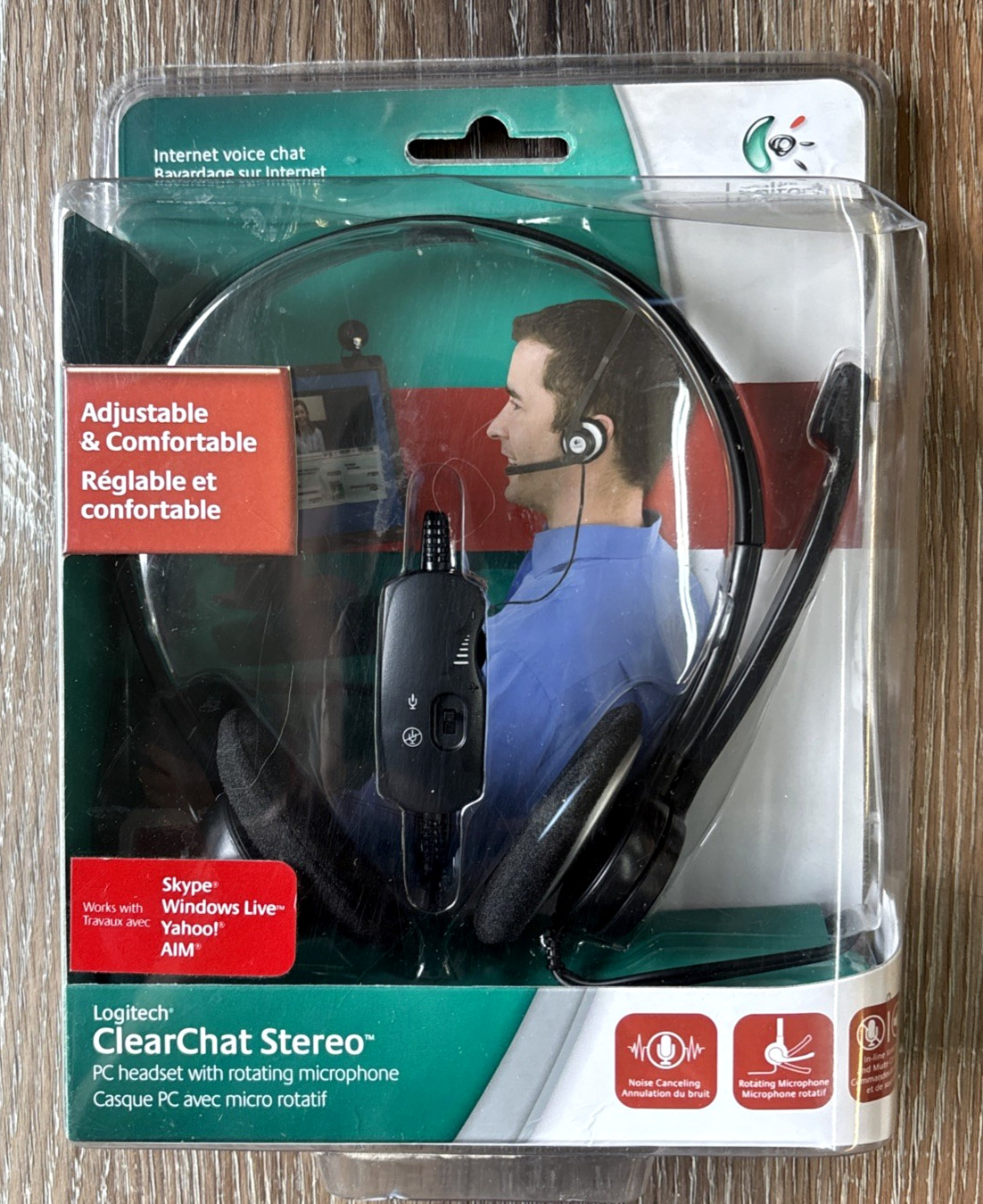 Logitech ClearChat Stereo PC Headset w Rotating Microphone Volume Mute Window.33