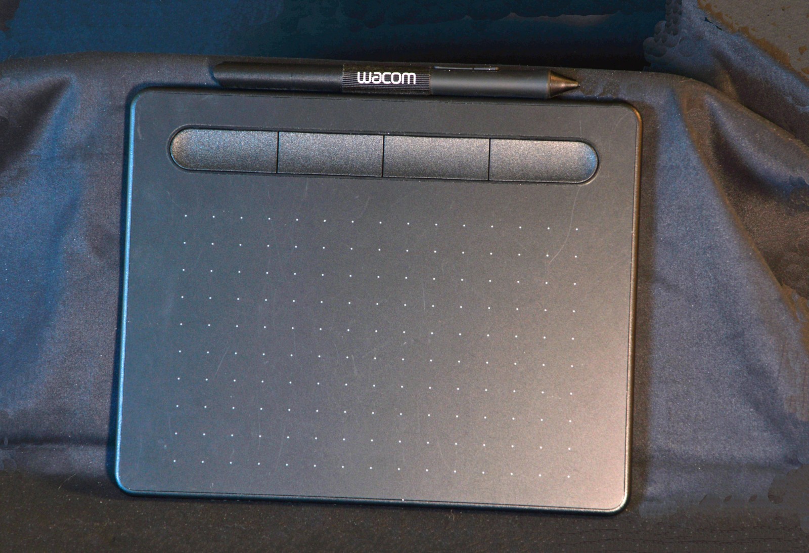 Wacom Pen Tablet, Model # CTL 4100 with Charging Cable