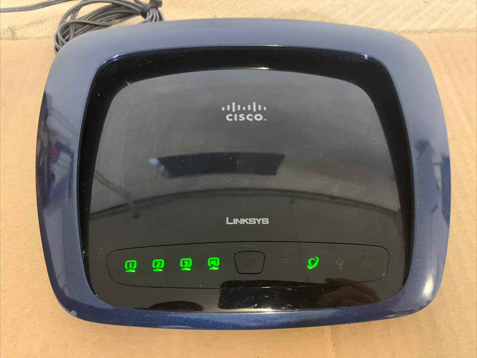 LINKSYS by Cisco Model WRT610N V1 Simultaneous Dual-N Band WIRELESS ROUTER 