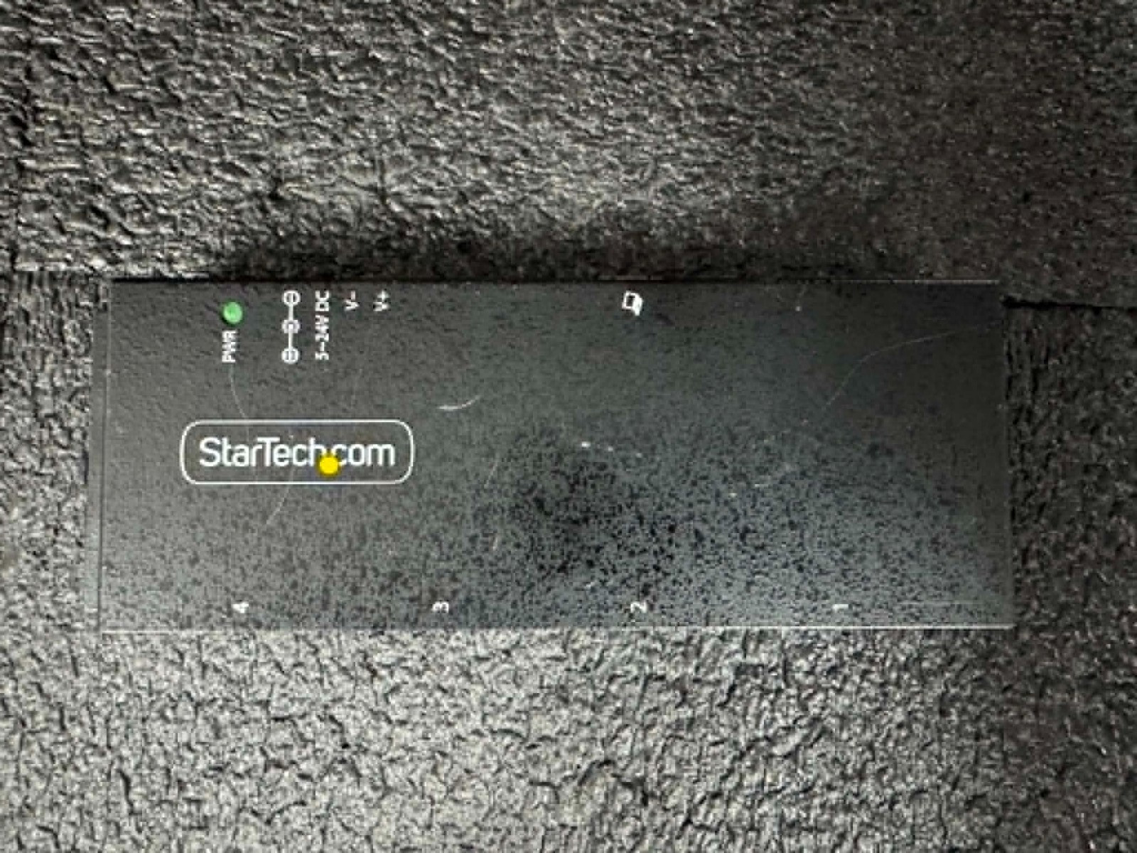 StarTech.com 5G4AINDNP-USB-A-HUB 4-port industrial USB 3.2 Gen 1 USB 3.0 Hub