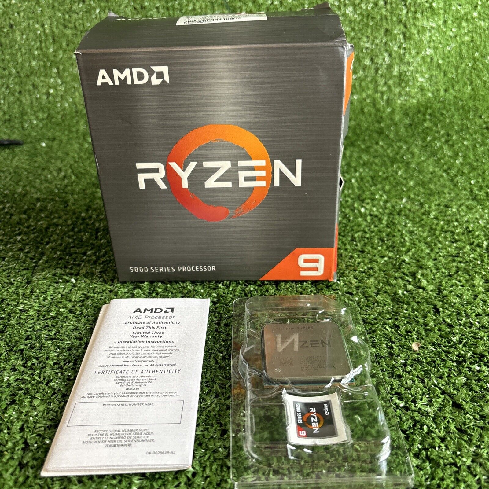 AMD Ryzen 9 3900x Desktop Processor (4.9GHz, 16 Cores, Socket AM4) READ DESCRIP.