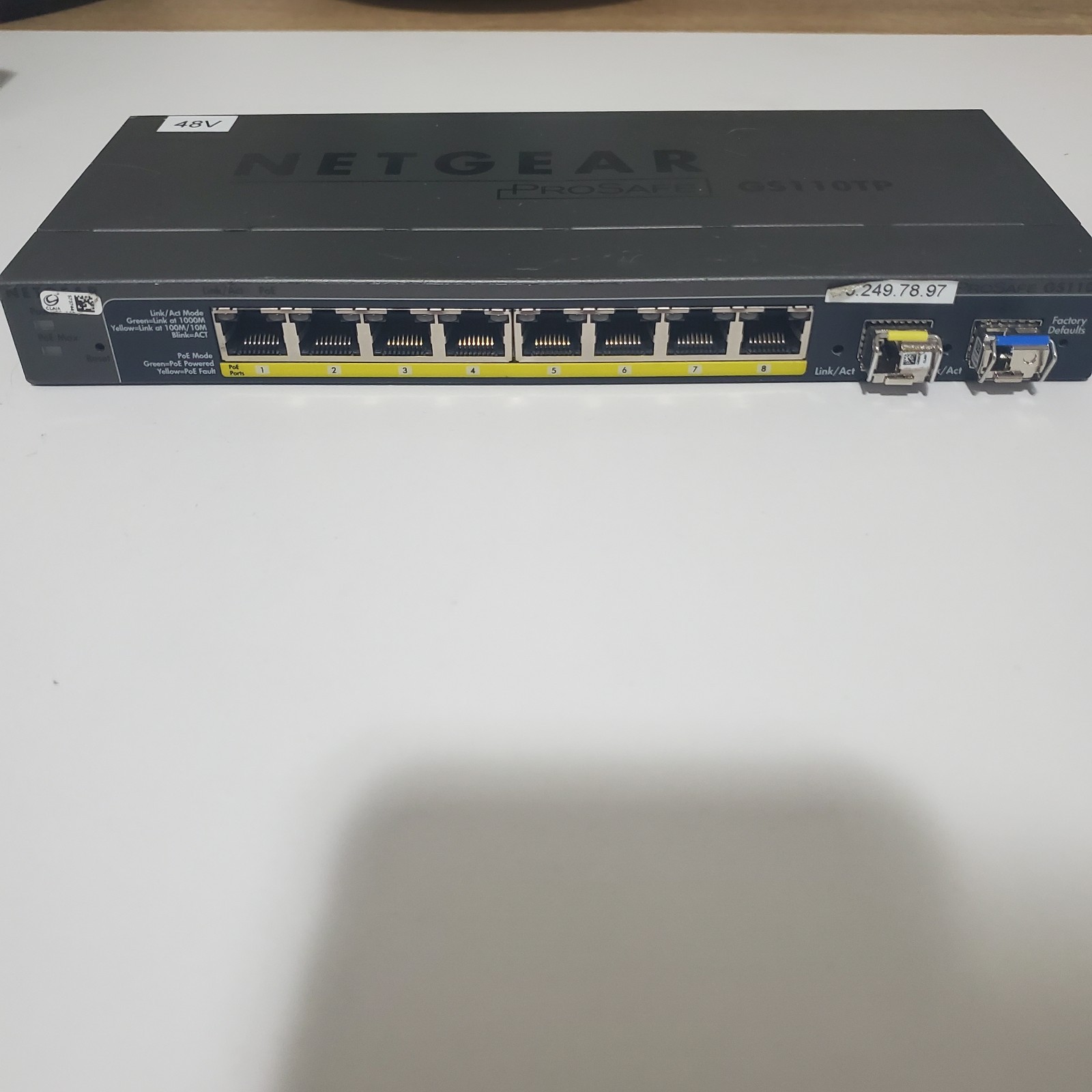 NETGEAR ProSafe GS110TP V2 8 Ports Wall-Mountable Gigabit  Ethernet NO CABLE.