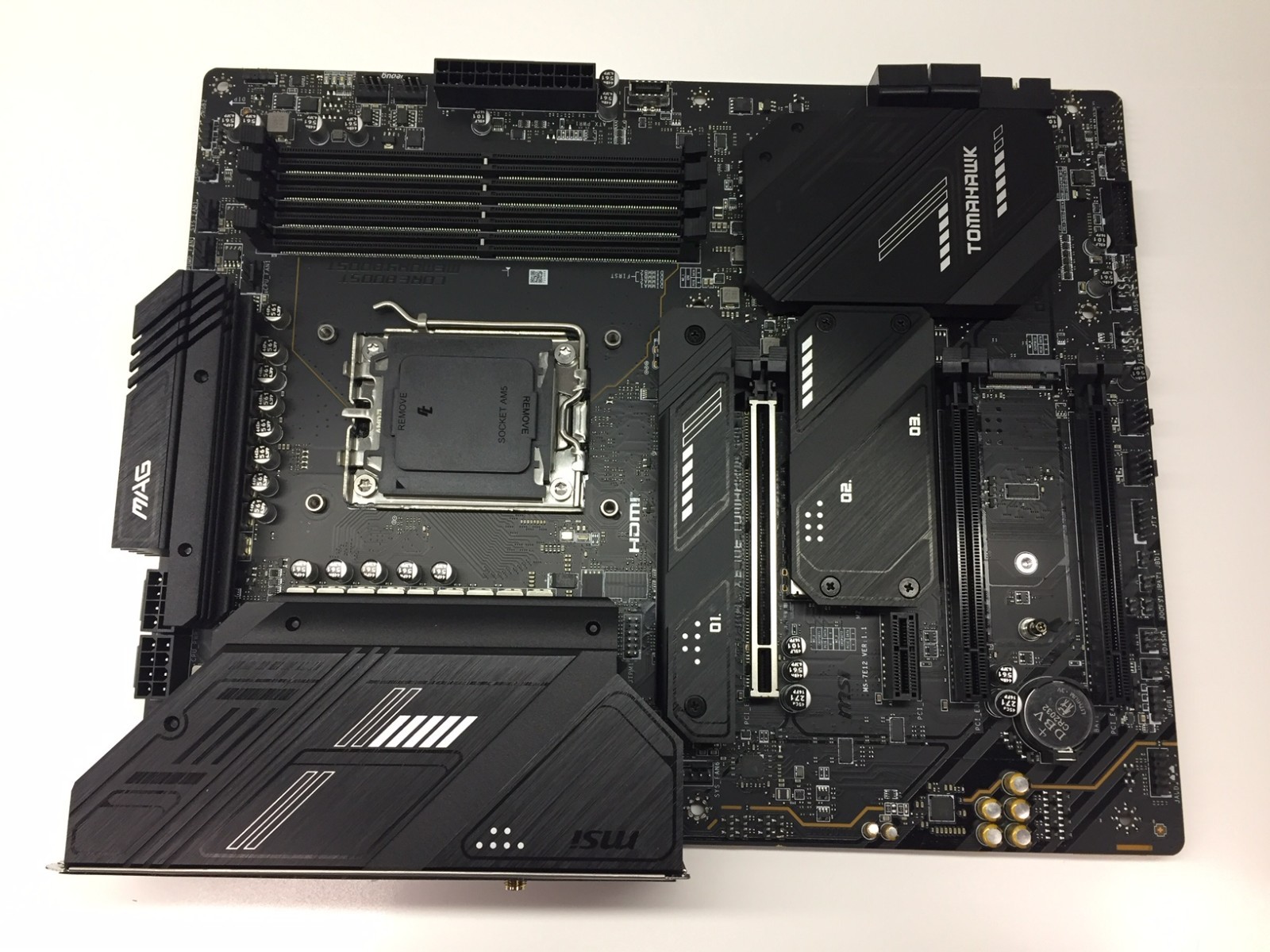 AS IS -  MSI MAG X670E Tomahawk AMD AM5 WiFi Gaming Motherboard X670ETMAHAWIFI