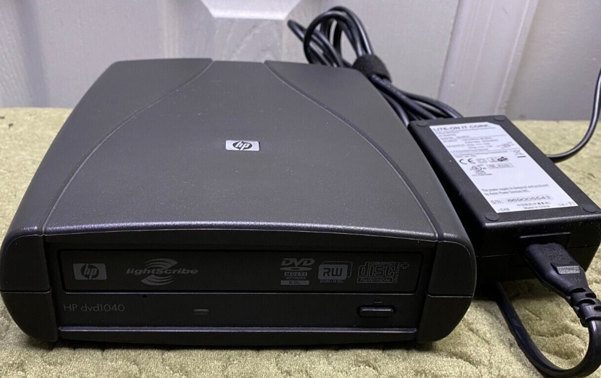 HP DVD1040 LIGHTSCRIBE RECORDER AND LITE-ON IT CORP DA-30C01 AC ADAPTOR