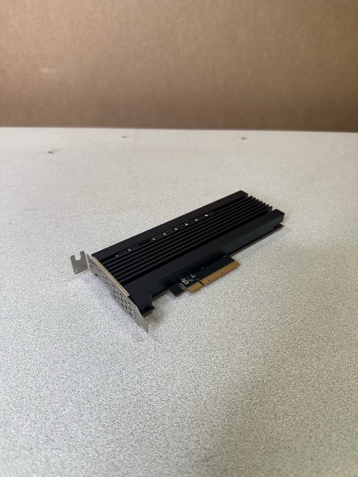 HPE Samsung SSD PM1725a HHHL 1.6TB Mixed Use MU NVMe SSD AIC Solid State