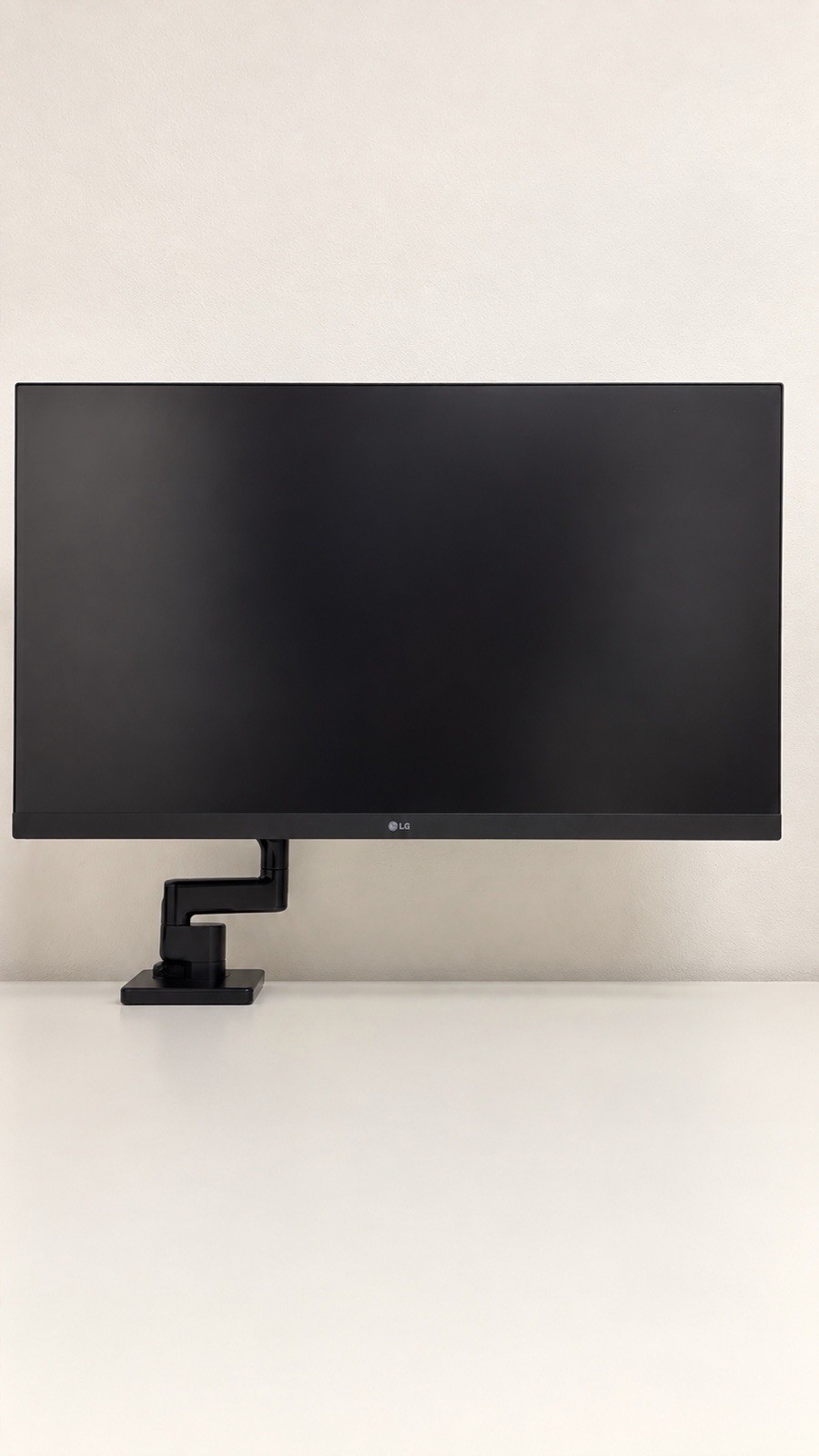 LG Ultra gear 32 inch monitor