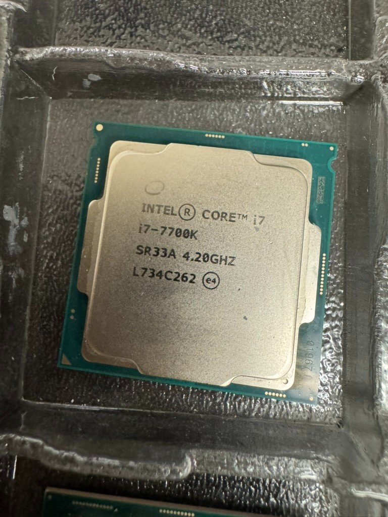 Intel Core i7-7700K 4.20GHz Quad Core SR33A 8 Thread LGA1151 Desktop CPU