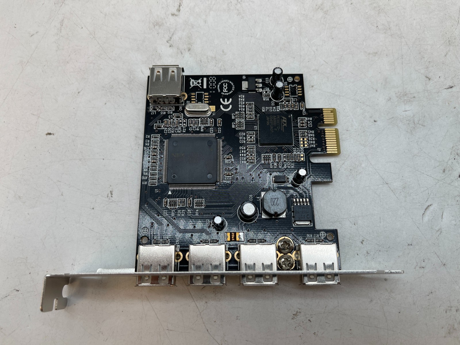 StarTech PEX400USB2 4 External + 1 Internal Port PCIe USB 2.0 Card - Free S/H