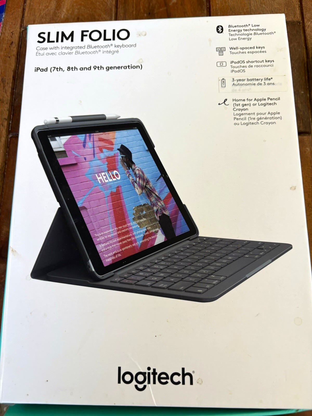 Logitech Slim Folio Bluetooth Keyboard Case Stand iPad 7/8/9 Gen 10.2 Black
