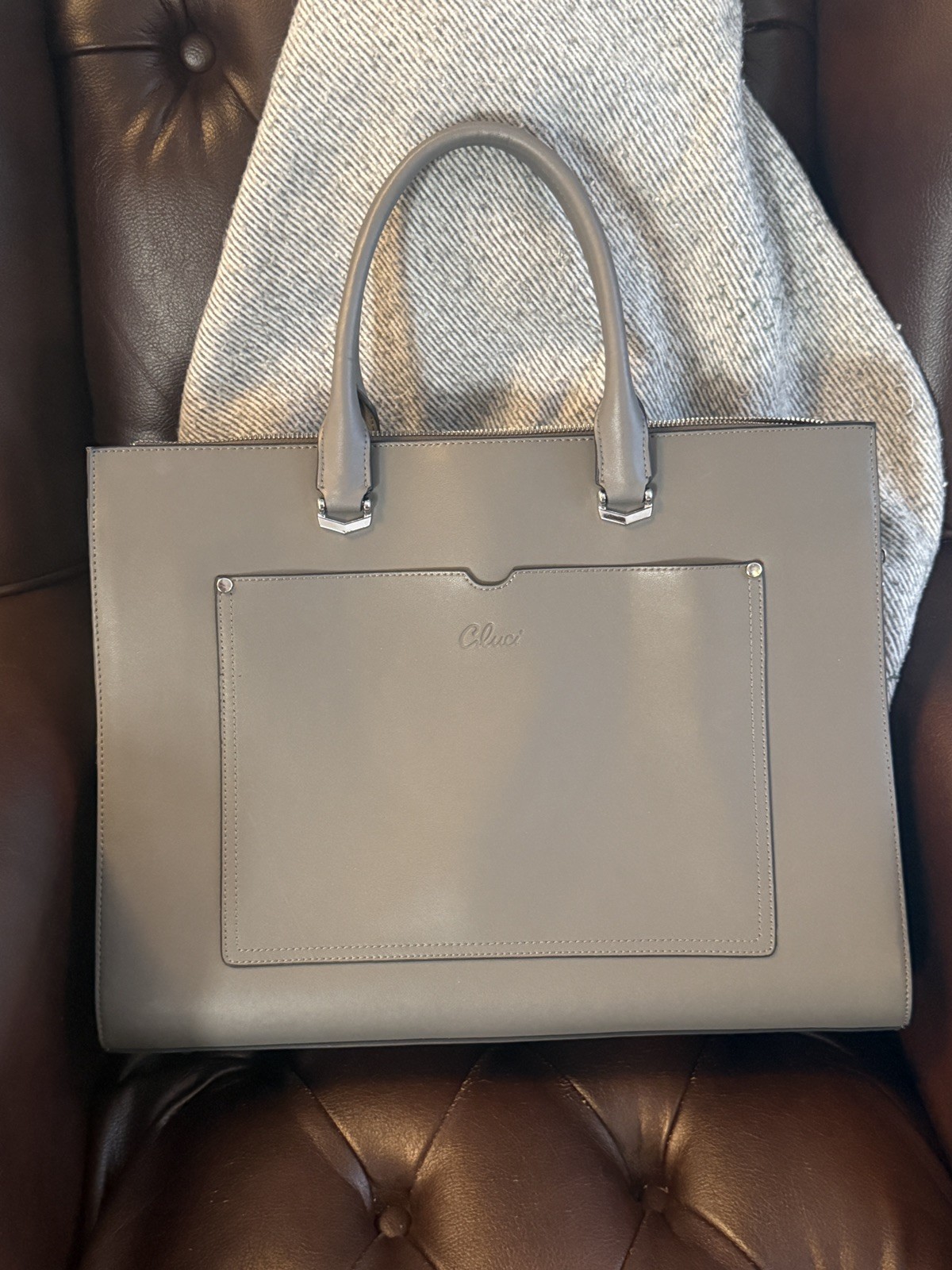 CLUCI Gray Leather Briefcase Women Laptop Bag 16.5-17” Excellent Condition 