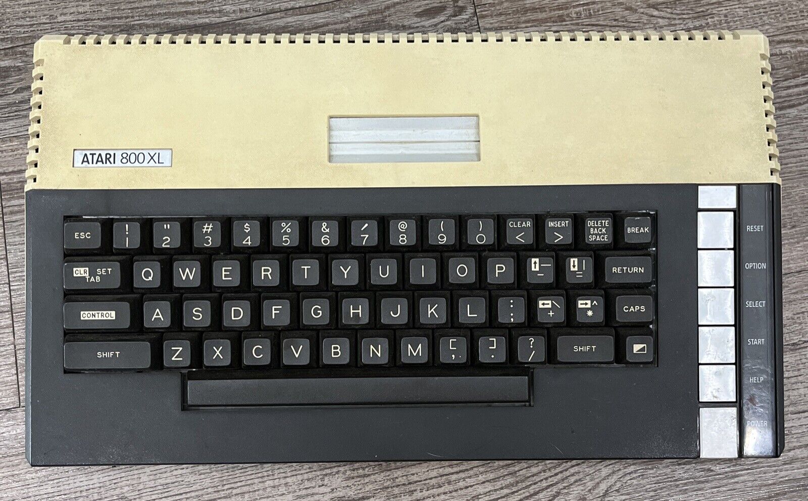 Vintage Original Atari 800XL Home Personal Computer Console / Keyboard UNTESTED