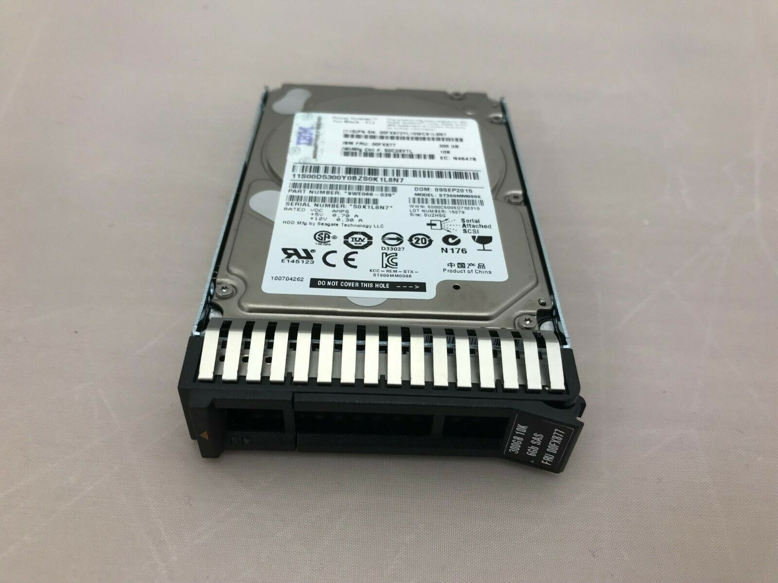IBM ESDR 300GB 10K RPM SAS SFF-3 HDD 59FC 00FX877