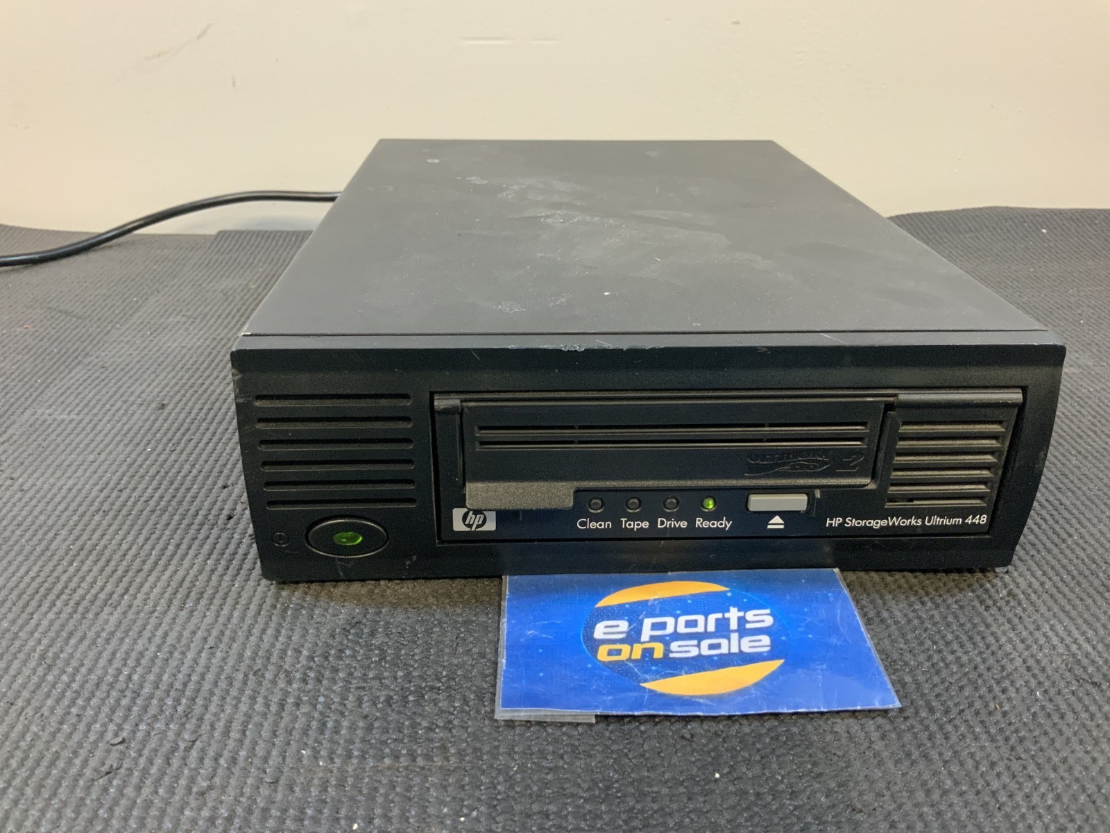 HP StorageWorks Ultrium 448 DW017A External Tape Drive, RB  EB2