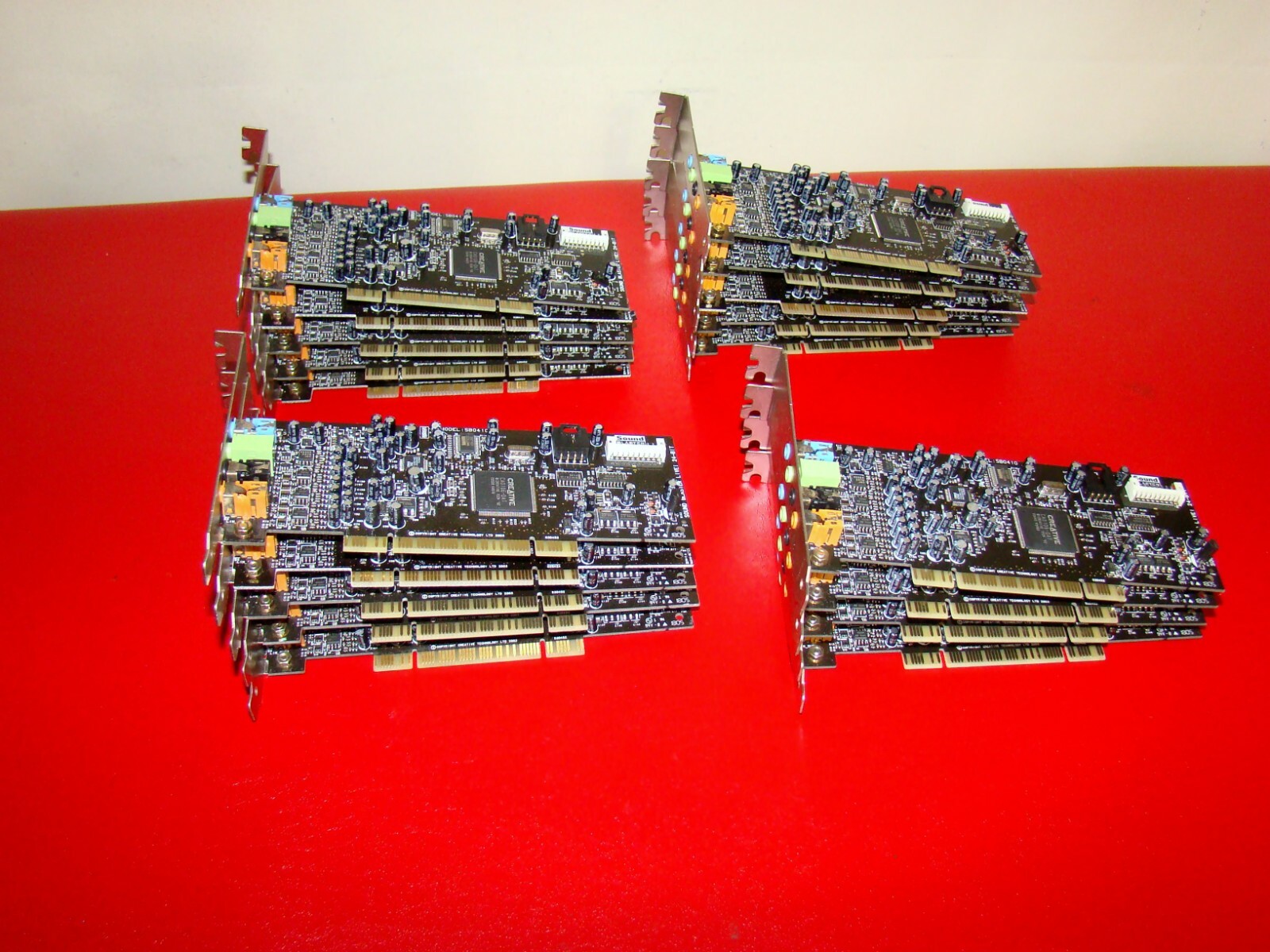 Creative Labs Sound Blaster LIVE 24 bit 7.1 Channel Surround Audio PCI SB0410