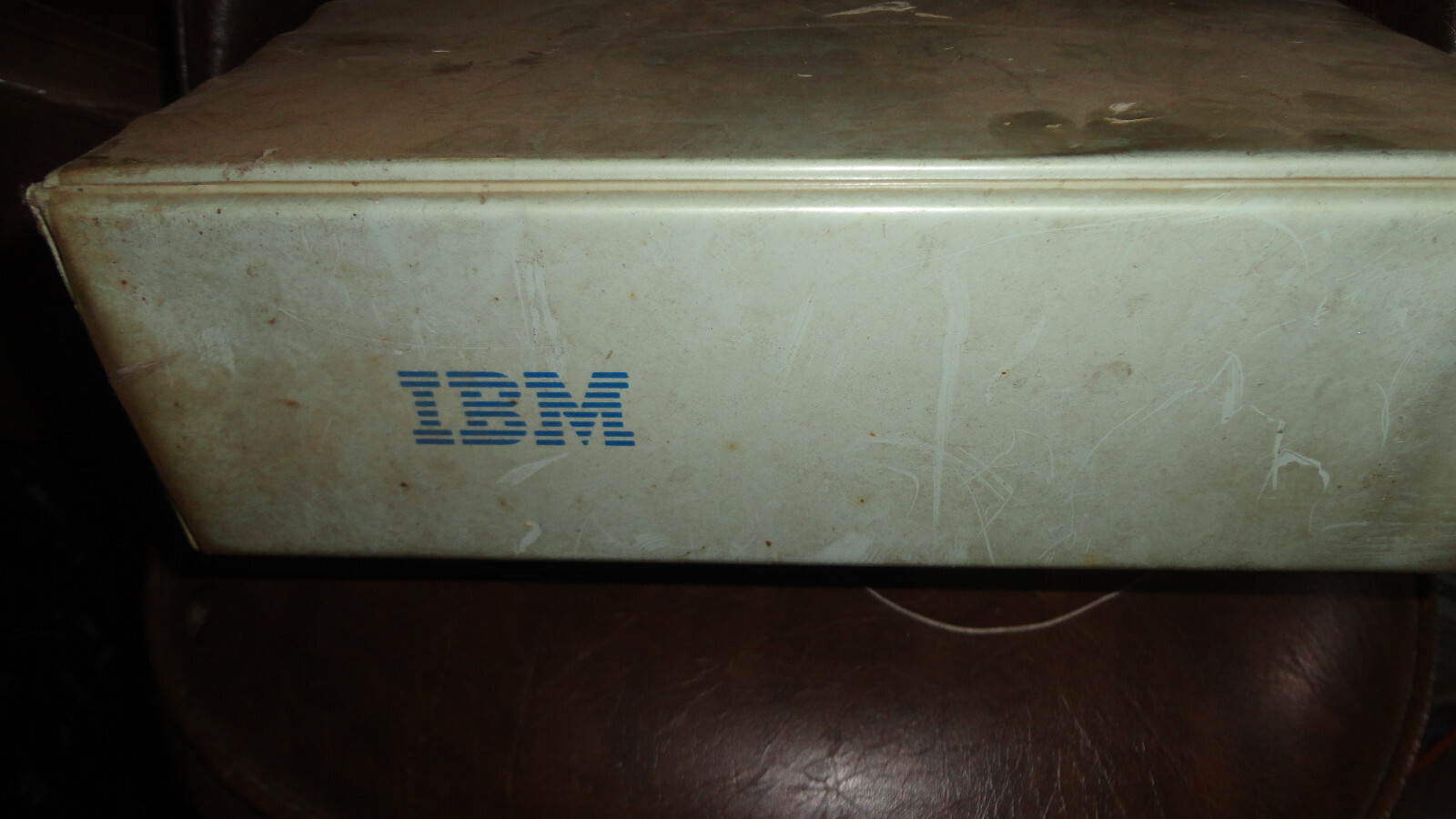 rare  Vintage EMPTY IBM 9" 3 Ring Binder (white)