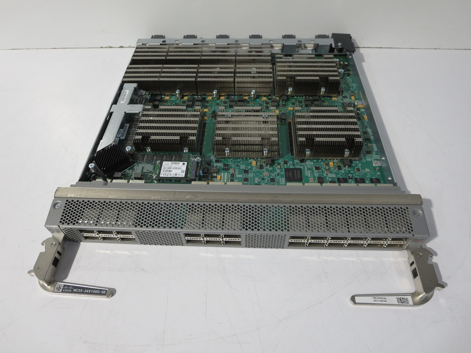 CISCO NC55-24X100G-SE CMUIARWCAA SE Nexus NCS 5500 24x100GBE QSFP28 Line Card
