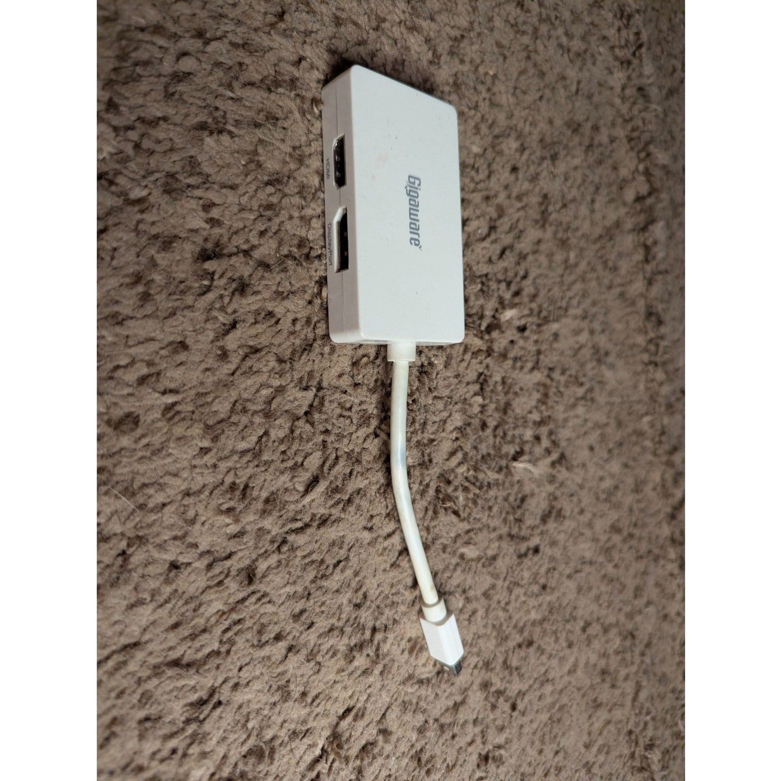 Gigaware Mini DisplayPort to hdmi DVI DisplayPort Adapter 3-in-1 Hub 2602906