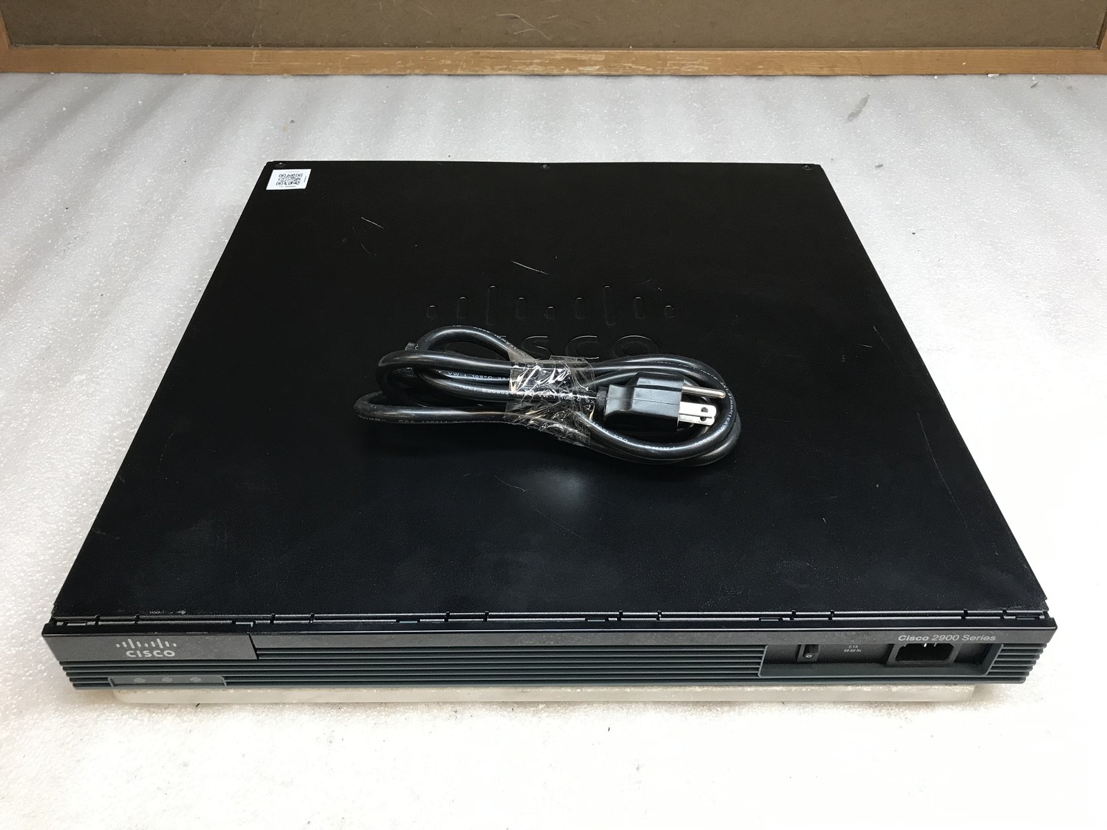 Cisco CISCO2901/K9 Integrated Services Gigabit Ethernet Router