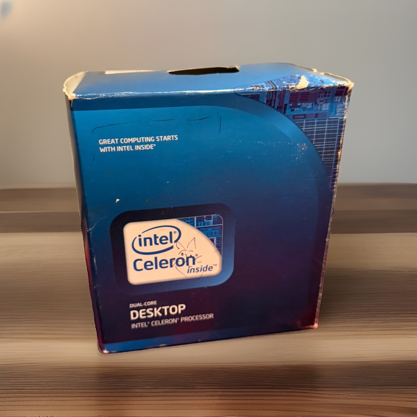 Never used Intel Celeron E3200 2.4 GHz Dual-Core (BX80571E3200) Processor 