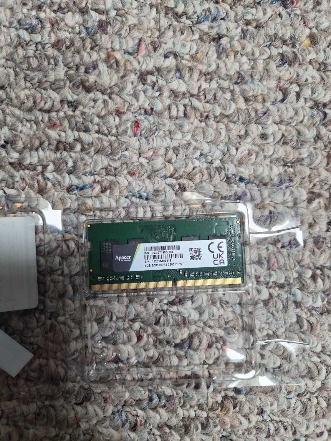 Apacer Industrial 4GB DDR4-3200 SODIMM PC4-25600 Laptop RAM D23.27190S.004