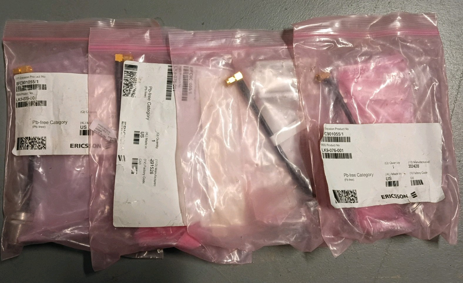 Lot of 4 Ericsson BFC901055/1 Coax Cable Bracket Kit