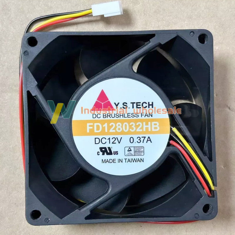 1pc brand new Y.S.TECH FD128032HB-P 12V 0.80A 8032 8CM cooling fan