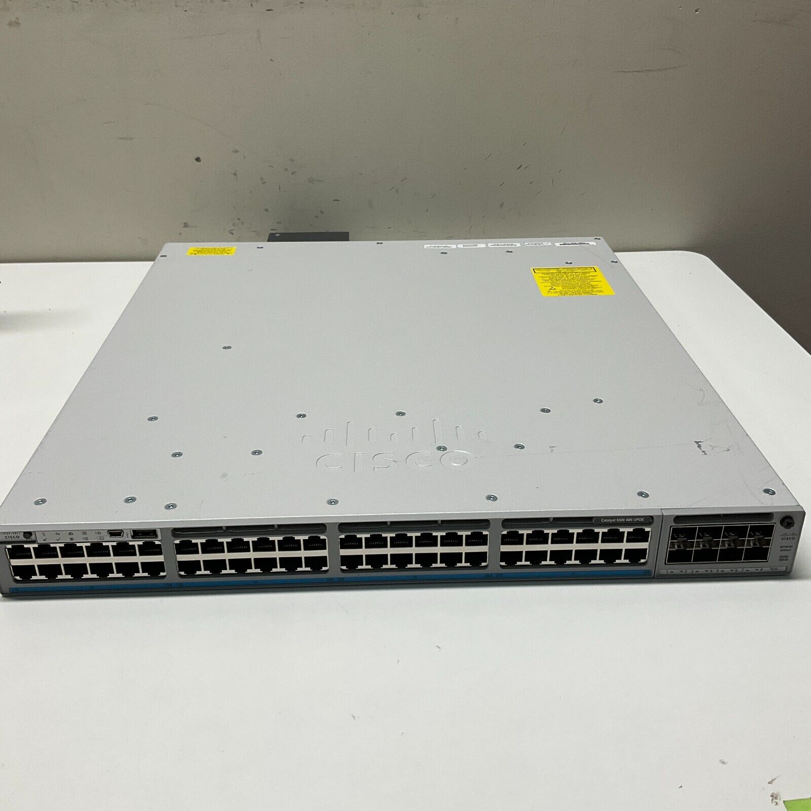 Cisco C9300-48UN-E  V07 48-port Switch Tested and Working Reset Network Switch