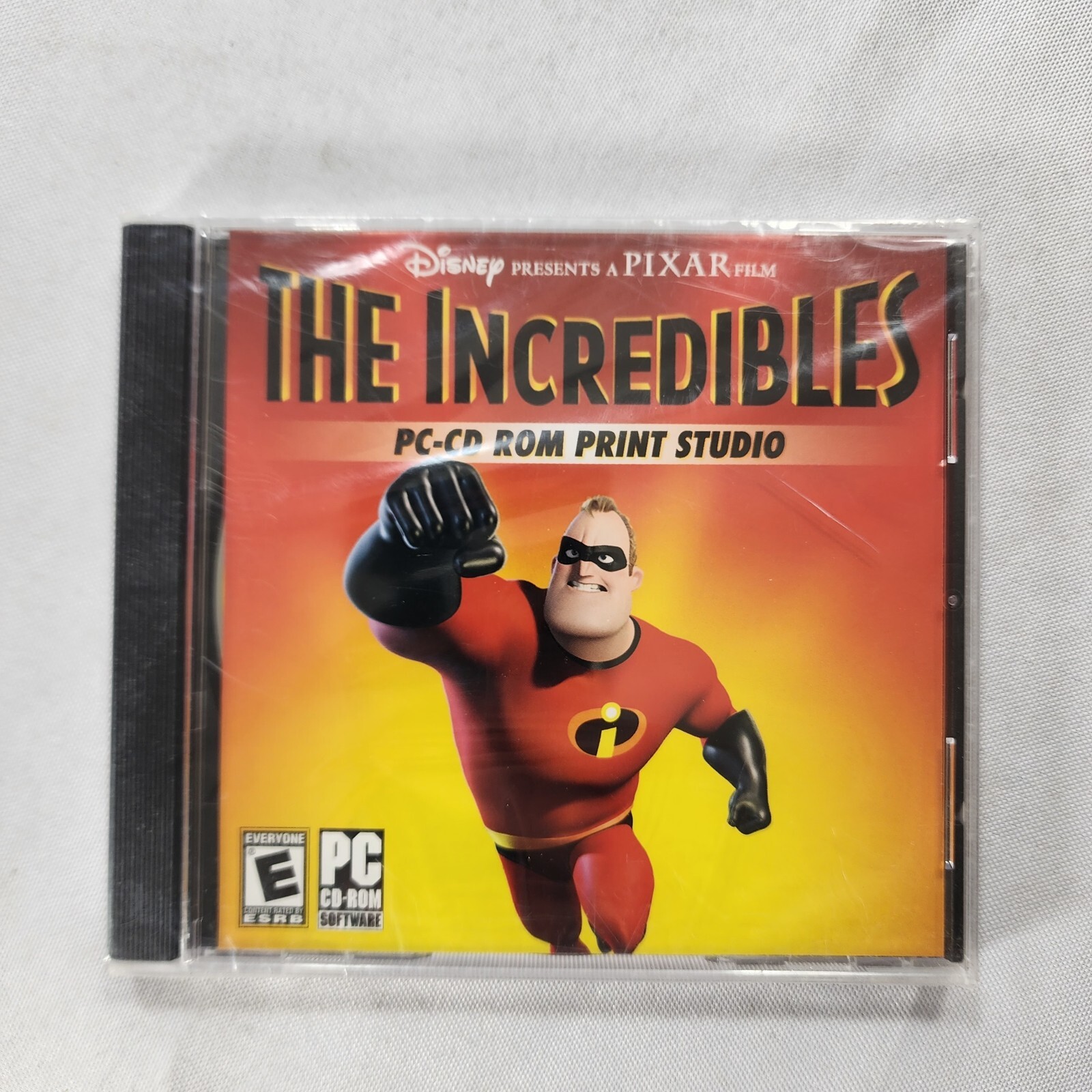 The Incredibles PC-CD ROM Print Studio Disney Pixar (Win 98/Me/XP) Computer Game