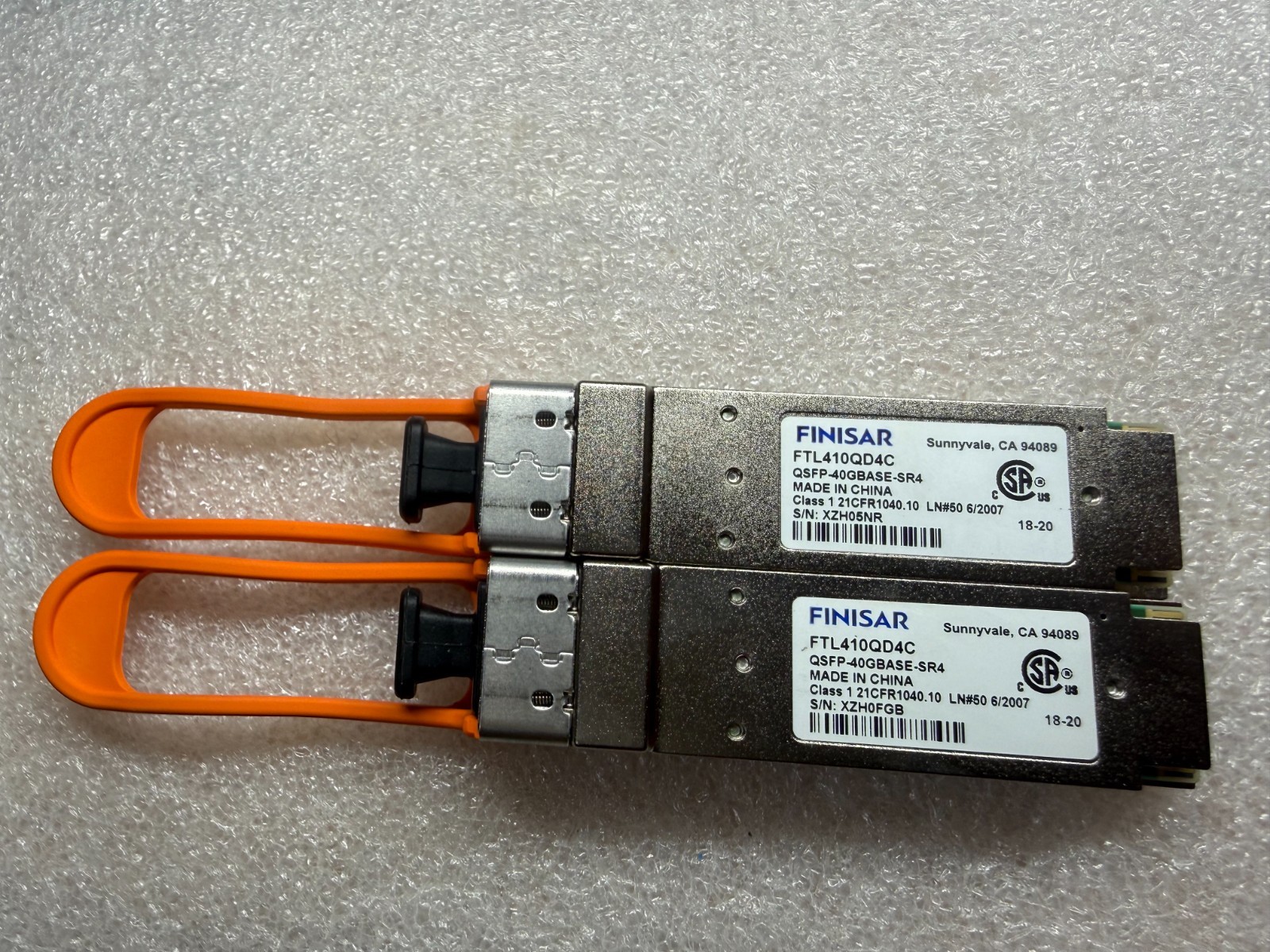 FINISAR QSFP-40GBase-SR4 FTL410QD4C QSFP+ 4x10G 300m MM Optical Transceiver