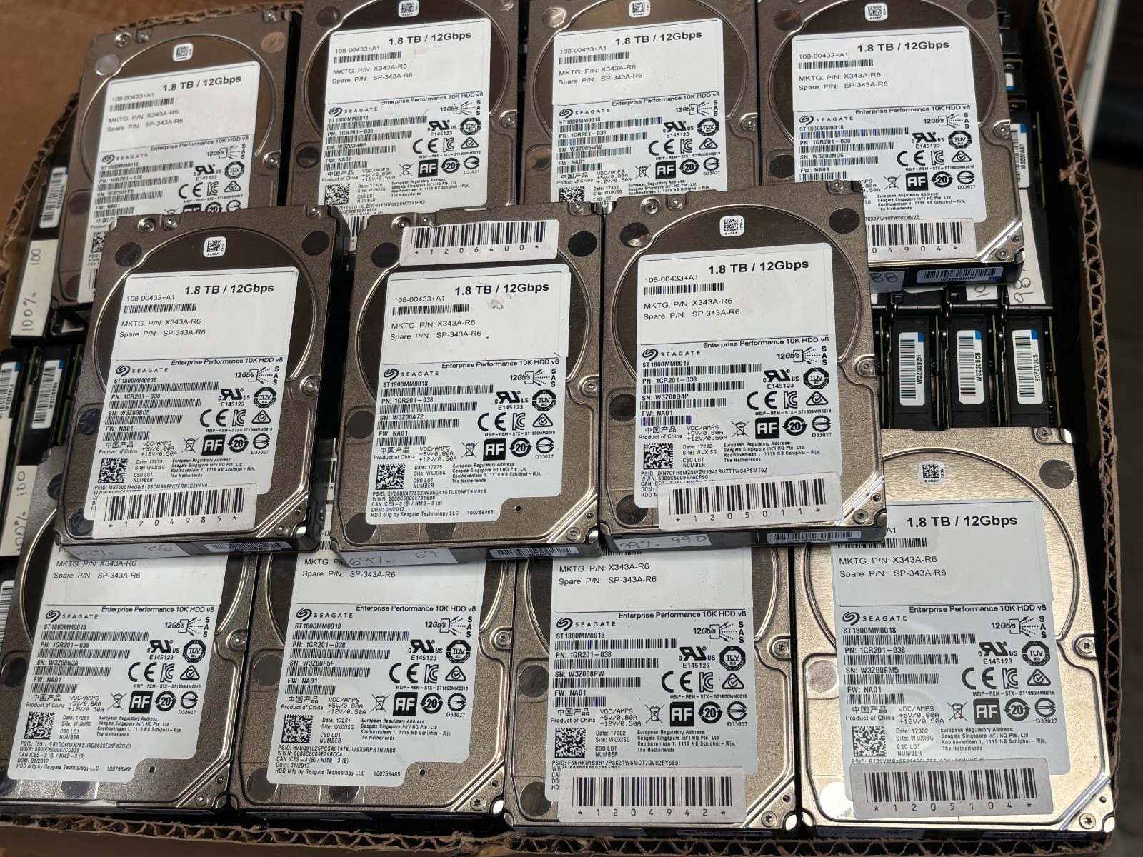 Lot of 5 Seagate 1.8TB/12gbps ST1800MM0018 2.5 HDD 10k SAS