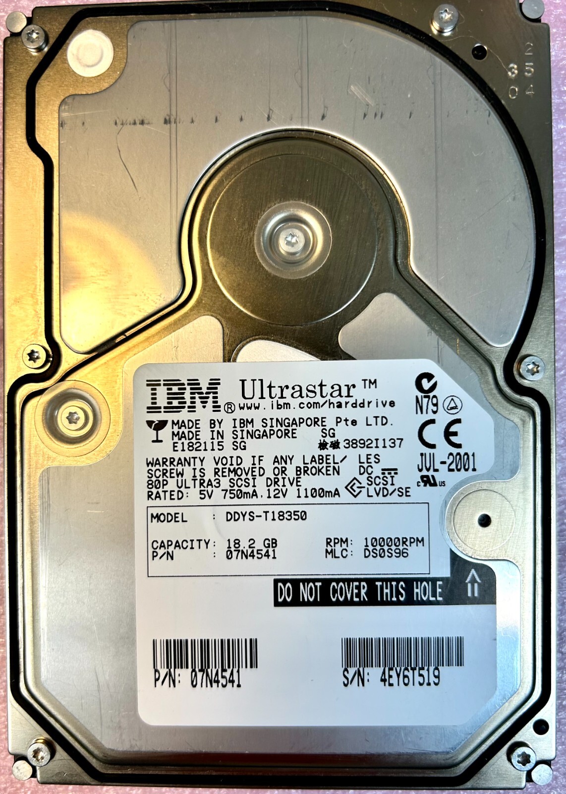 IBM DDYS-T18350 Ultrastar 18GB, 10K, 80 Pin, 3.5" Enterprise HDD