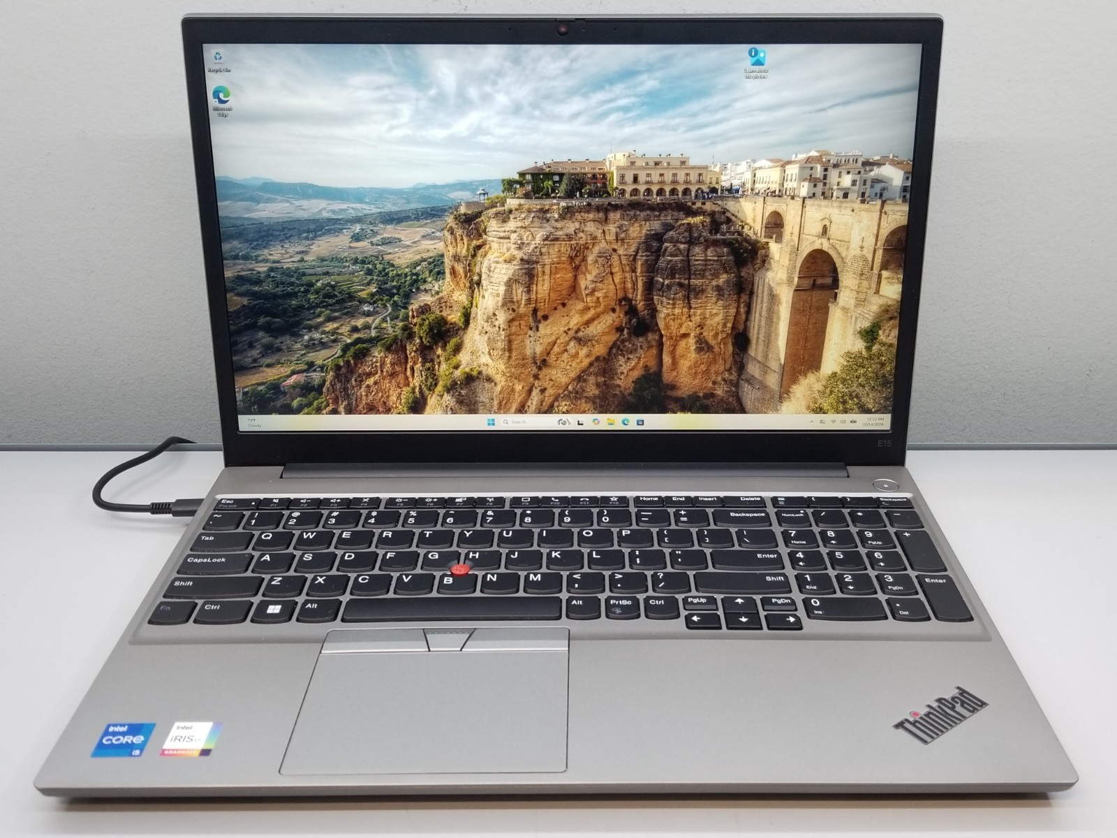 Lenovo ThinkPad E15 Gen 4 15.6" i5-1235U 3.3GHz 16GB RAM 256GB NVMe Iris Xe W11P
