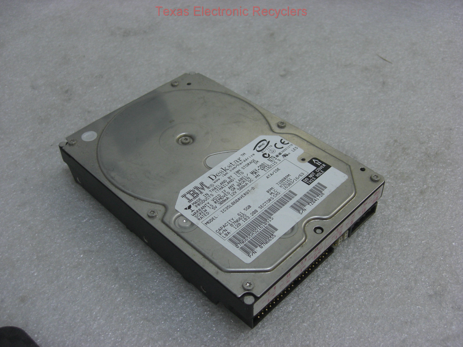 IBM Deskstar ic35l060aver07-0 07n6655 61.5GB IDE Hard Drive