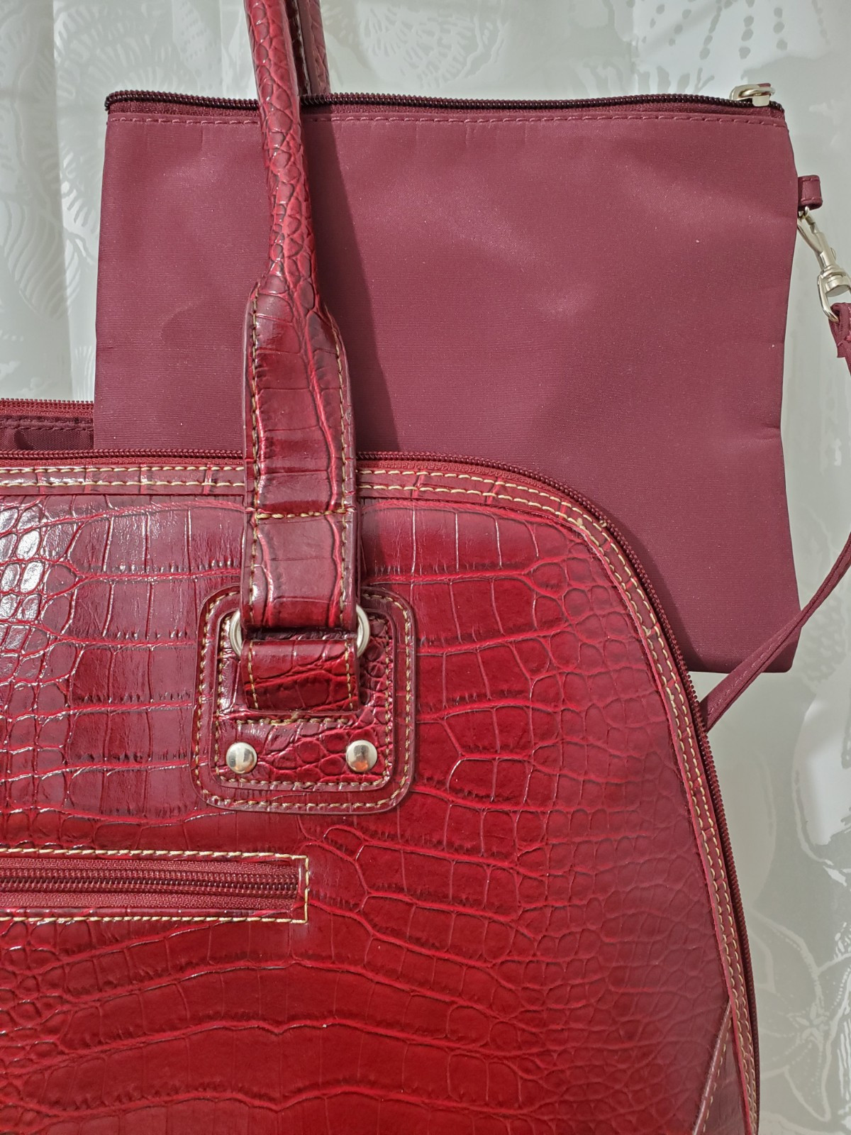 Women Laptop Shoulder Tote Apostrophe Ultimate Burgundy Embossed Faux Croc Big