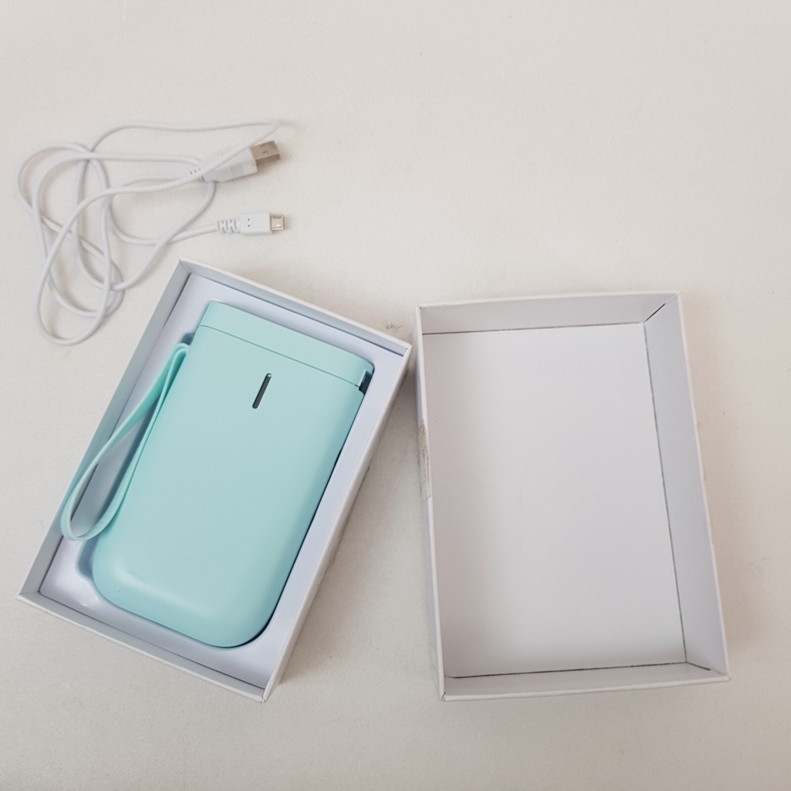 NIIMBOT D11 Label Maker Thermal Print w/Tape Wireless and Rechargeable Green