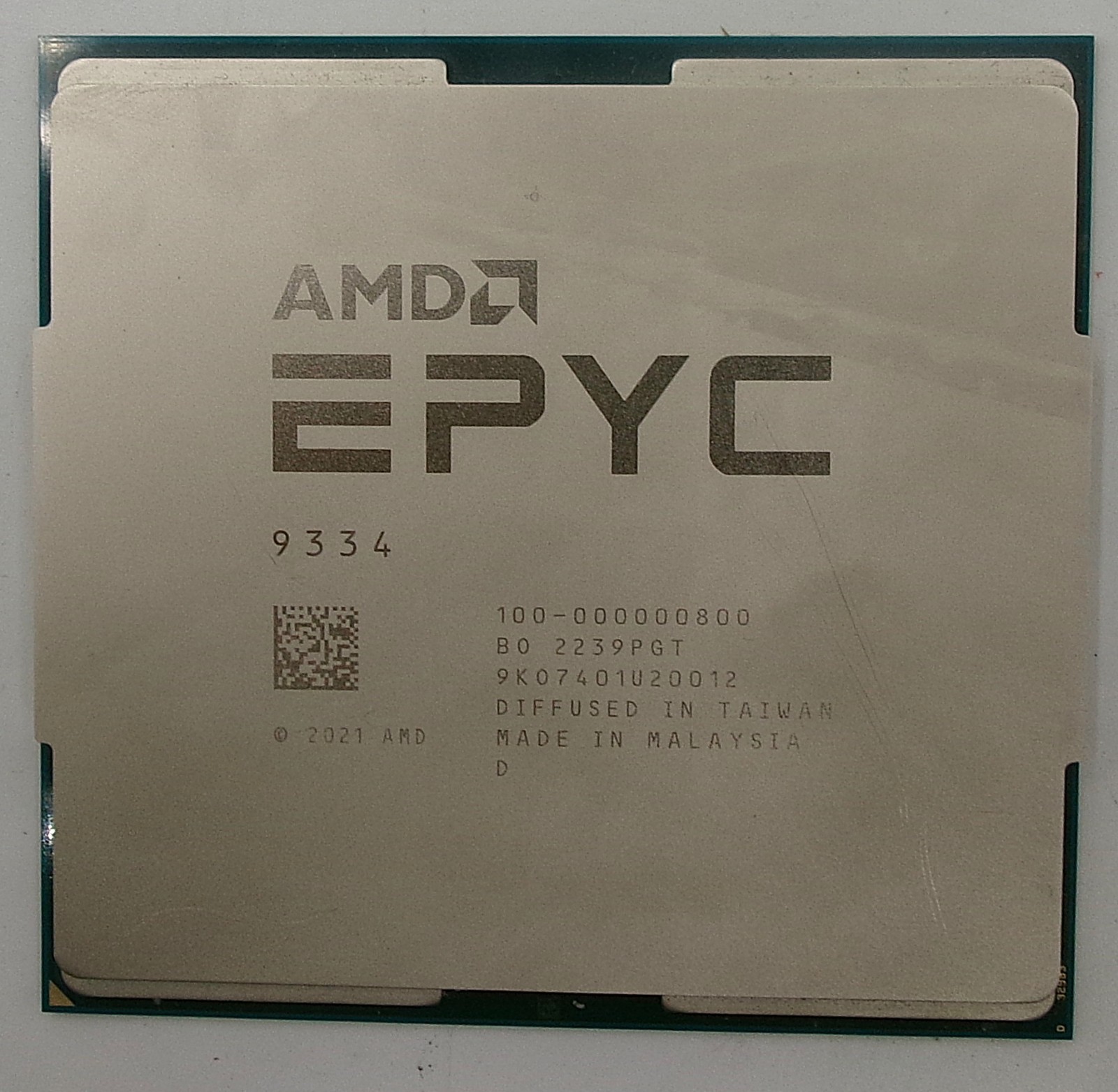 AMD EPYC 9334 2.7GHz 32-Cores 100-000000800 L-P2C