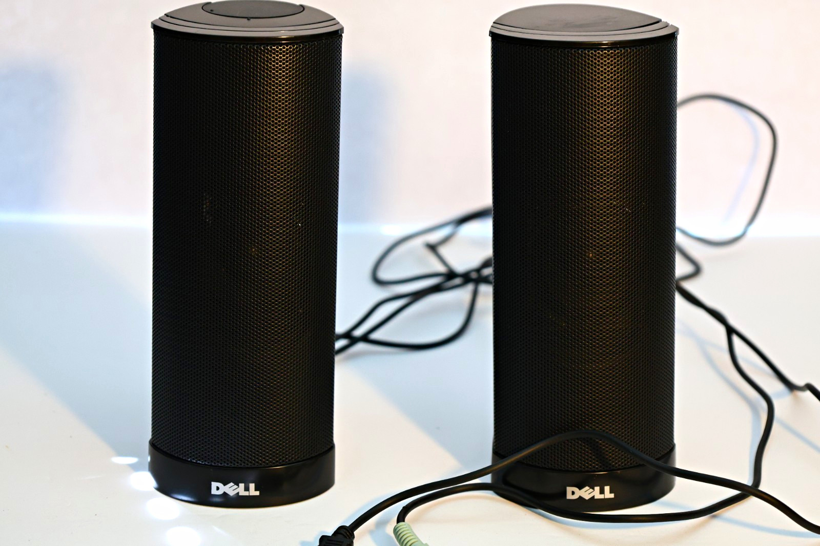 Dell AX210 2.0 USB Powered Wired Computer Speakers USB/3.5mm AUX Black