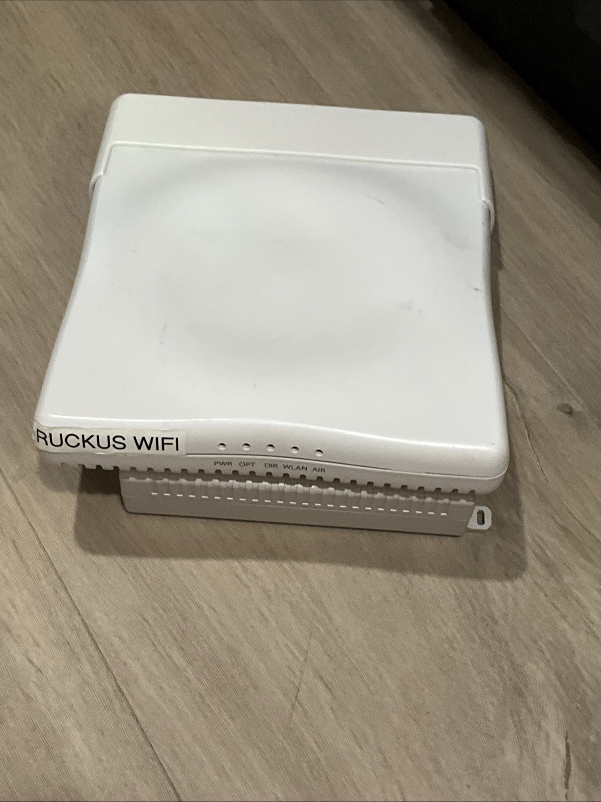 Ruckus Zoneflex ZF7343 Single-band 2.4Ghz 300Mbps 802.11n wireless AP