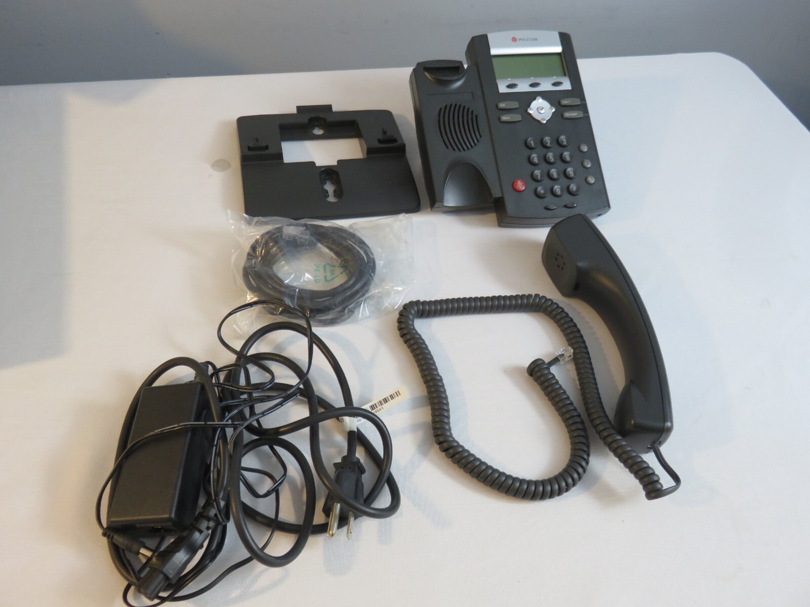 Polycom 2200-12365-025 IP331 POE Only WW  New in box