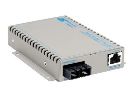 OST Omnitron Systems OmniConverter FPoE/SE Media Converter