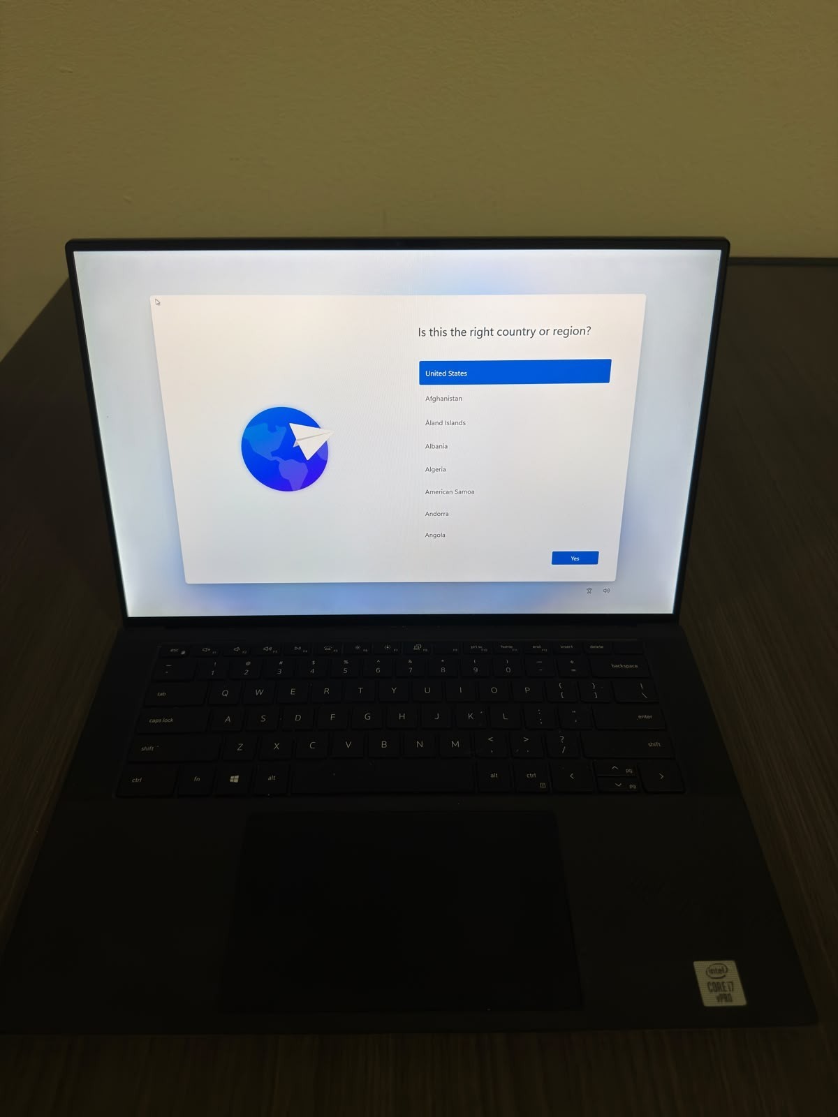 Dell Precision 5550 15.6" i7-10850H 16GB RAM 512GB SSD Quadro T1000 Win 11